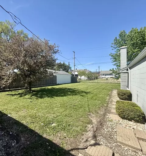 Exterior - 617 E Wabash Ave, Rantoul, IL 61866 photo 4 of 4