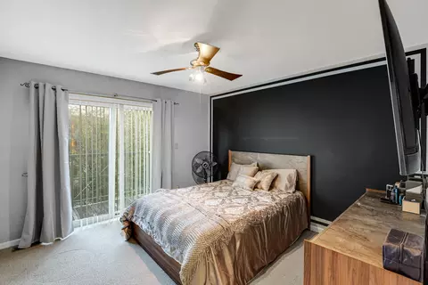 Bedroom - 1150 E 46th St, Chicago, IL 60653 photo 2 of 2