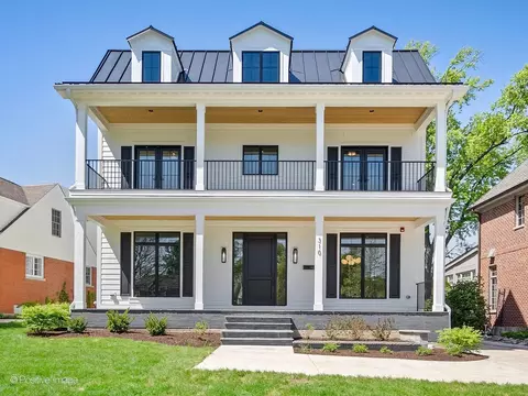 310 Harris Ave, Clarendon Hills, IL 60514
