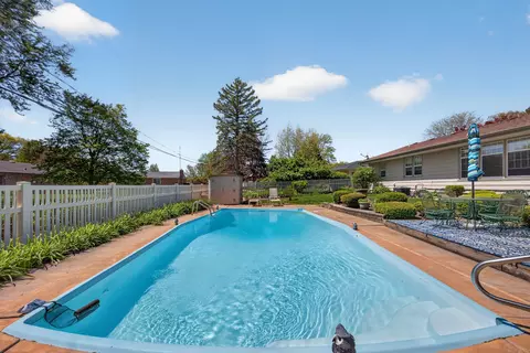 Exterior - 1305 E Vernon Ave, Normal, IL 61761 photo 6 of 13