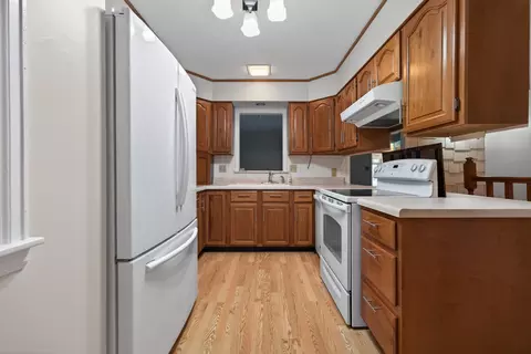 Kitchen - 1305 E Vernon Ave, Normal, IL 61761 photo 2 of 3