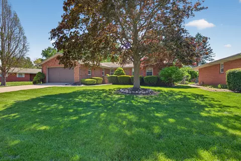 Exterior - 1305 E Vernon Ave, Normal, IL 61761 photo 13 of 13