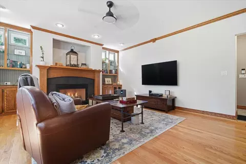 Living - 1512 Steeplechase Dr, Bloomington, IL 61701 photo 2 of 3