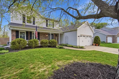Exterior - 1512 Steeplechase Dr, Bloomington, IL 61701 photo 2 of 14