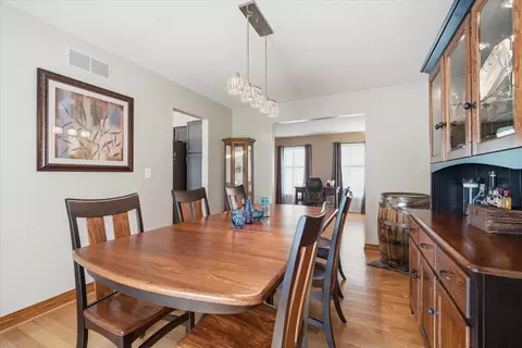 Dining - 1512 Steeplechase Dr, Bloomington, IL 61701 photo 2 of 2