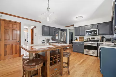 Kitchen - 1512 Steeplechase Dr, Bloomington, IL 61701 photo 2 of 5
