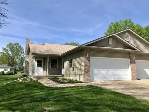 307 W Hudson St, Princeton, IL 61356