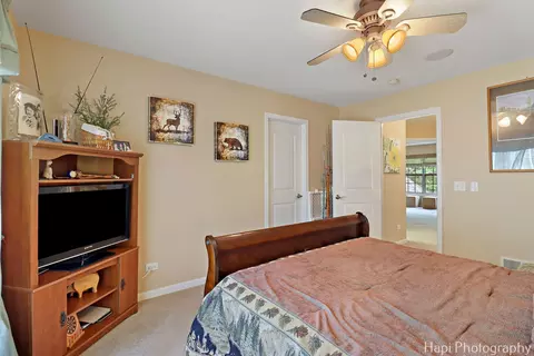 Bedroom - 1606 Tecumseh Dr, Mchenry, IL 60050 photo 2 of 4