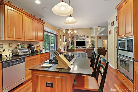 Kitchen - 1606 Tecumseh Dr, Mchenry, IL 60050 photo 3 of 3