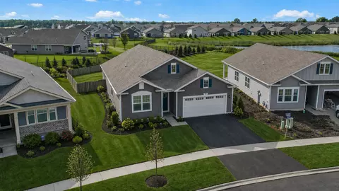 927 Plateau Dr, Pingree Grove, IL 60140