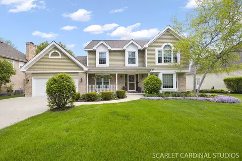 1063 Willow Creek Rd, West Chicago, IL 60185
