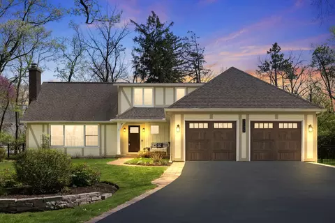 2125 Timbertrails Rd, Lisle, IL 60532