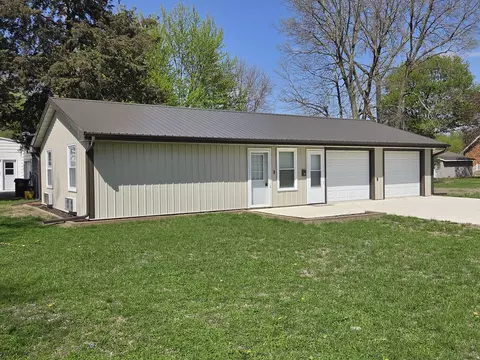 511 11th Ave, Rock Falls, IL 61071