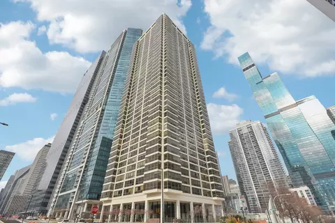 360 E Randolph St #1102, Chicago, IL 60601
