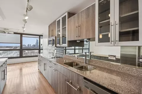 Kitchen - 360 E Randolph St #1102, Chicago, IL 60601 photo 2 of 2