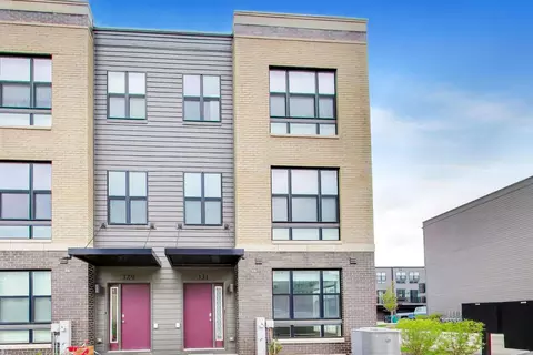 331 Summit Cir, Lombard, IL 60148