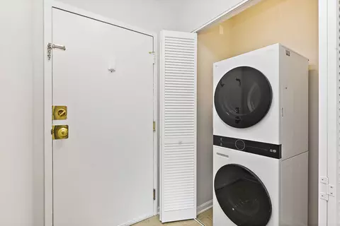 Other - 5400 Astor Ln #411, Rolling Meadows, IL 60008 photo 3 of 7