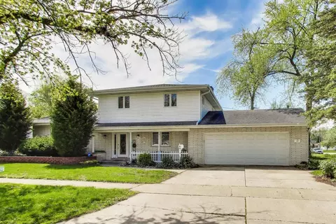 Exterior - 4255 149th St, Midlothian, IL 60445 photo 2 of 7