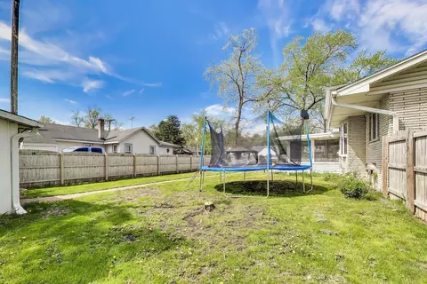 Exterior - 4255 149th St, Midlothian, IL 60445 photo 6 of 7