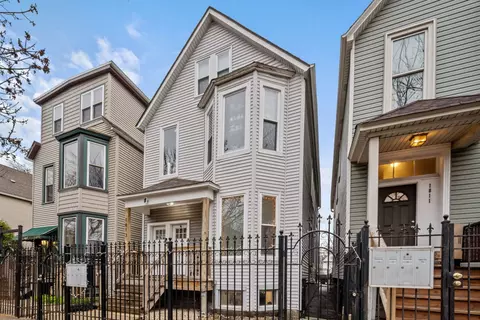 1813 N Kedzie Ave, Chicago, IL 60647