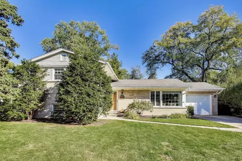 1108 W Miner St, Arlington Heights, IL 60005
