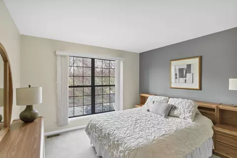 Bedroom - 713 Hackberry Ct, Bartlett, IL 60103 photo 3 of 5