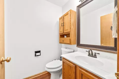 Bath - 1902 Westmore Grove Dr, Plainfield, IL 60586 photo 1 of 3