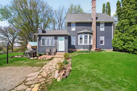 13730 Center Rd, Durand, IL 61024