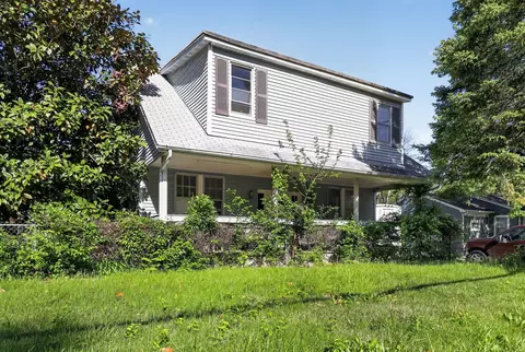 629 Royal Heights Rd, Belleville, IL 62226