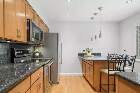 Kitchen - 934 N Wheeling Rd, Mount Prospect, IL 60056 photo 1 of 4