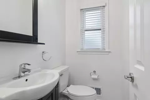 Bath - 934 N Wheeling Rd, Mount Prospect, IL 60056 photo 1 of 3
