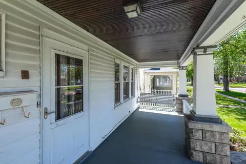 Exterior - 2036 13th St, Moline, IL 61265 photo 3 of 7