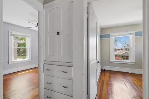Entry Way - 2036 13th St, Moline, IL 61265 photo 5 of 6