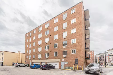 Exterior - 659 S Des Plaines River Rd #2A, Des Plaines, IL 60016 photo 5 of 5