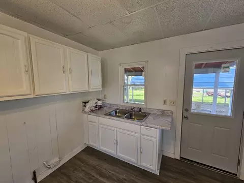 Kitchen - 415 E Johnson St, Fairfield, IL 62837 photo 1 of 1