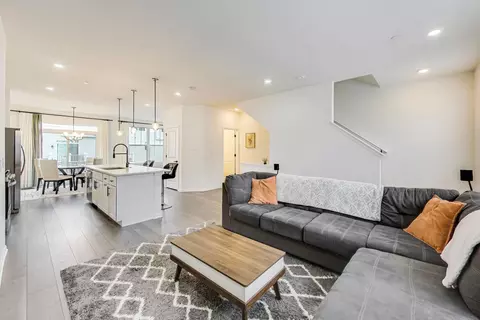 Living - 1541 Cooper St, Des Plaines, IL 60018 photo 2 of 2