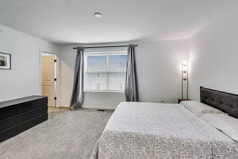 Bedroom - 1541 Cooper St, Des Plaines, IL 60018 photo 2 of 2