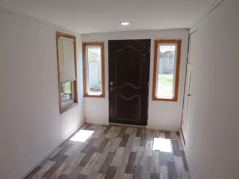 Other - 317 Deleon St, Ottawa, IL 61350 photo 5 of 7
