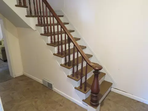 Entry Way - 317 Deleon St, Ottawa, IL 61350 photo 1 of 1