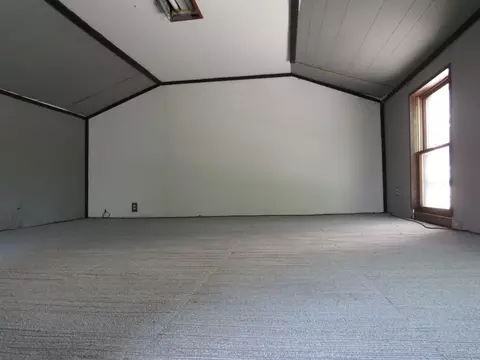 Other - 317 Deleon St, Ottawa, IL 61350 photo 6 of 7