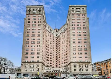 5555 N Sheridan Rd #1503, Chicago, IL 60640