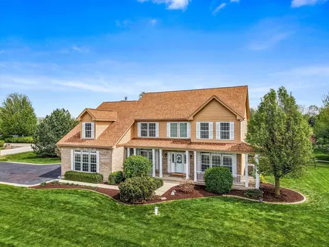 5672 Fields Dr, Yorkville, IL 60560