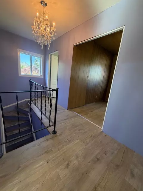Entry Way - 385 E Main St, Sheldon, IL 60966 photo 1 of 3