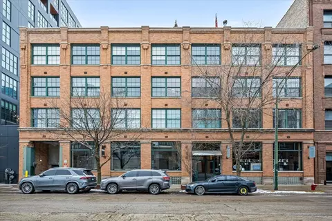 110 N Peoria St #205, Chicago, IL 60607
