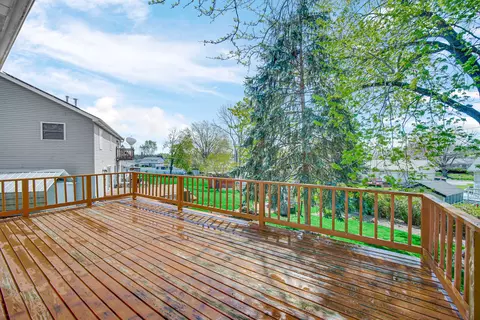 11 Shell Ct, Oswego, IL 60543 photo 8