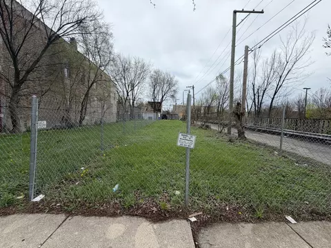 517 N Sawyer Ave, Chicago, IL 60624