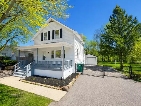 1911 Hebron Ave, Zion, IL 60099