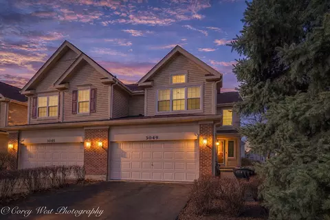 3049 Renard Ln, Saint Charles, IL 60175
