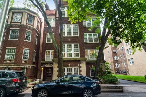 1226 E Madison Park #1, Chicago, IL 60615