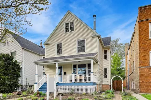 1811 Greenwood St, Evanston, IL 60201